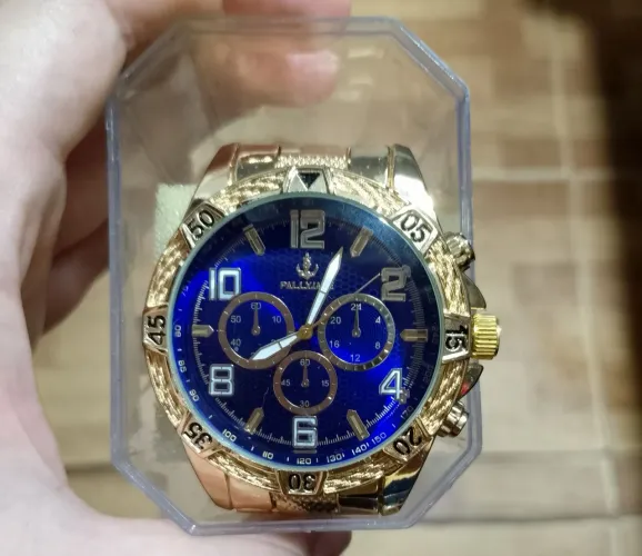 Relógio Masculino Dourado com Mostrador Azul