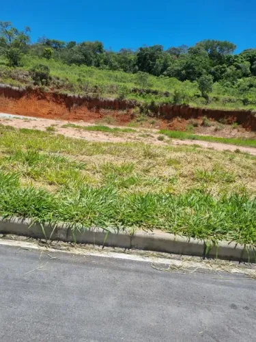 Lote de 867m² no distrito de Ouro preto no condomínio Ouro ville