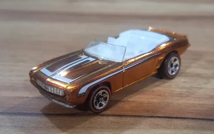 Hot Wheels '69 Camaro - Classics Series 4 (Loose)