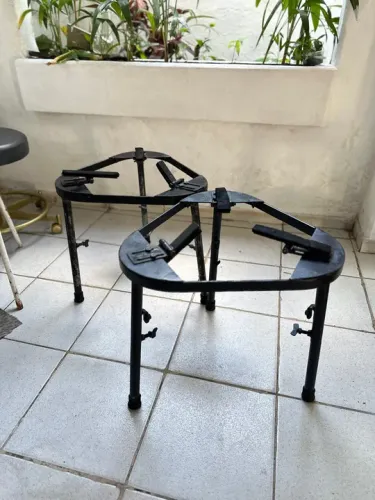 Suportes estantes de conga