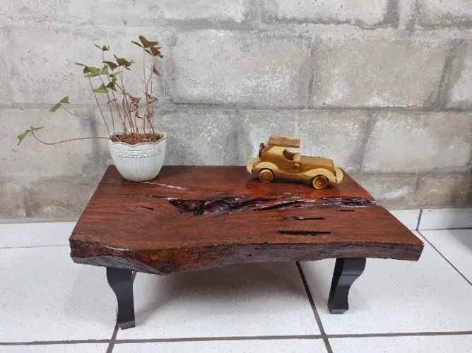 Mesa de centro de madeira rústica