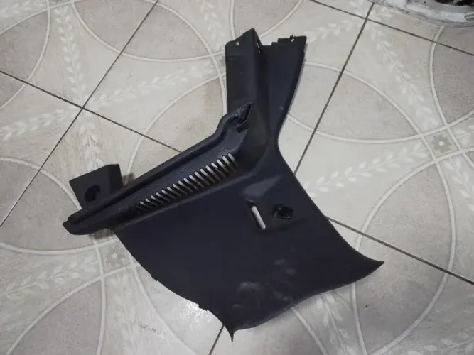 Suporte Tampão Direito do Bagagito Renault Clio 2015 2016  *4