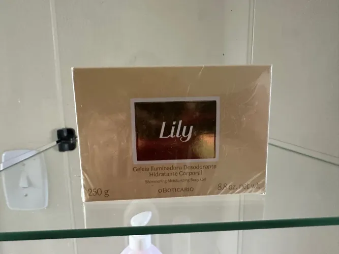 Lily Geleia Iluminadora Hidratante 250g