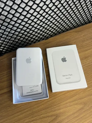 Carregador Power Bank Magnético Magsafe Indução 1000mAh Cor Branco