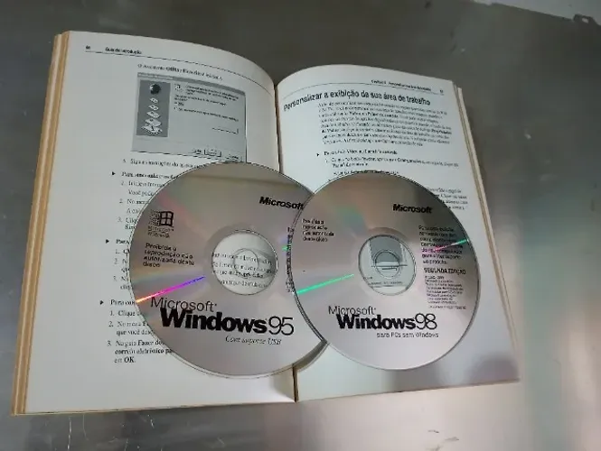 Manual com CD Windows 95/98