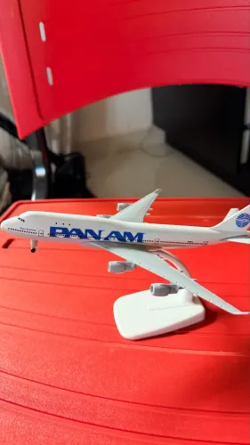 Miniatura de avião PAN AM 15 cm