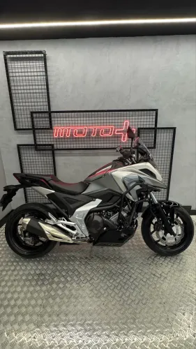 Nc 750 DCT 2025 apenas 6.000 km