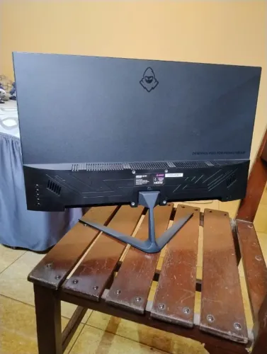 Venda de um Monitor gamer Mancer Horizon 23.8 Pol Va 100hz 1ms