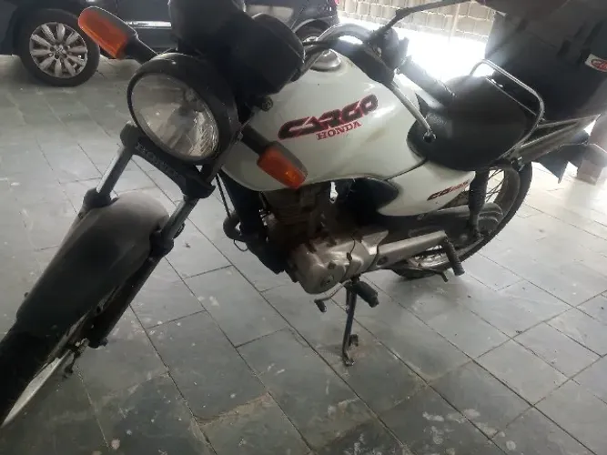 Vendo Honda cargo por não está usando mais