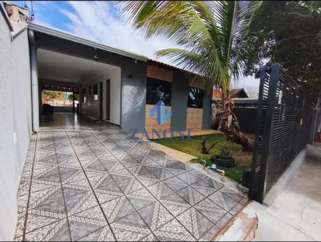Casa com Piscina