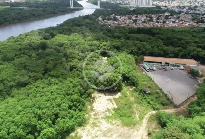 #Vende-se área residencial ou comercial com 10 hectares no Bairro Praeirinho , á margem es