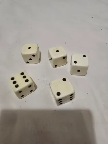 Dados para poker