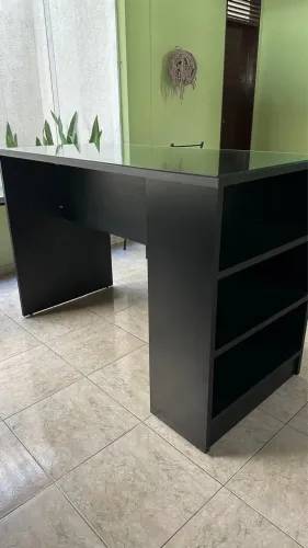 Mesa/ balcão em MDF