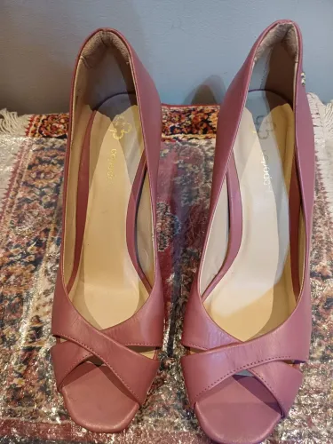 Sandália Salto Médio Rosa semi-nova Capodarte