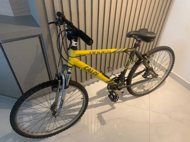 Bicicleta Caloi 10 Aro 26 com 6 marchas