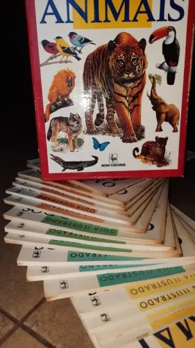 Guia Ilustrado O Mundo dos Animais Box 17 volumes