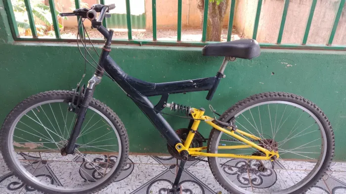 Bicicleta Full Suspension Aro 26