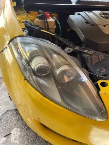 Farol Dianteiro Fiat Bravo 2013