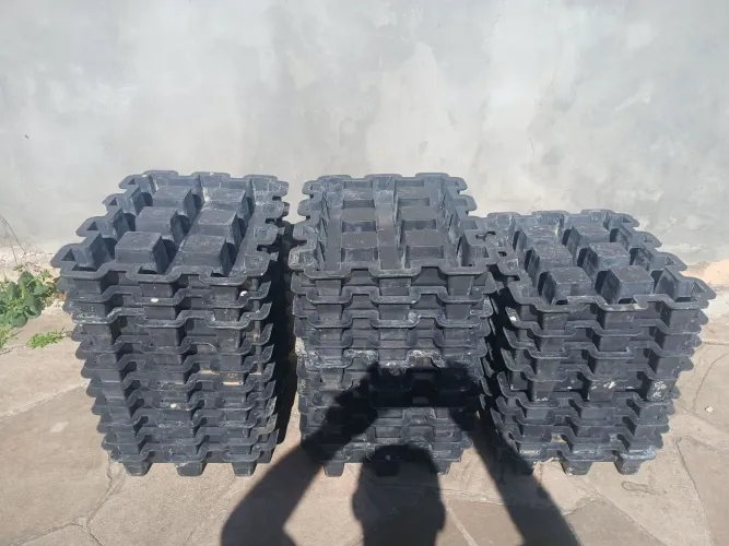 Forma plástica concregrama, elemento vasado, piso grama ecológico.