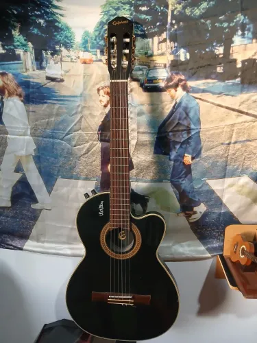 Violão  Epiphone  Chet Atkins- Preto - 