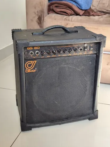 Amplificador 12" poleg. Oliver GS-80