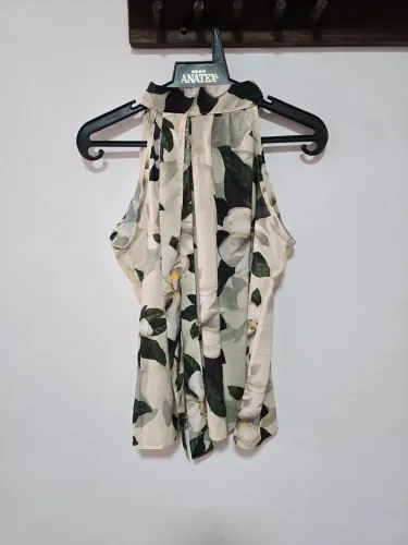 Blusa floral com laço frontal, Bankisia, Tam G