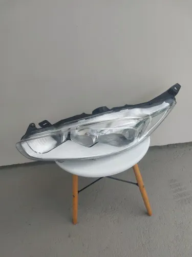 Farol esquerdo Ford New Fiesta original recuperado cromado
