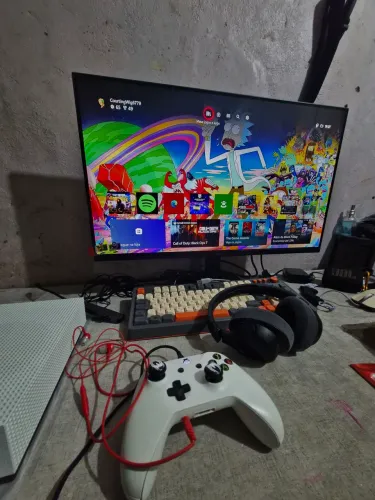 Monitor game novo na caixa 100hz 