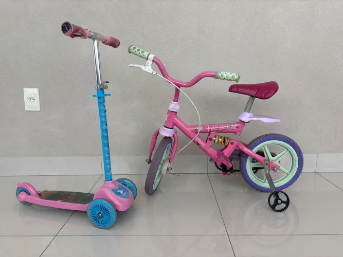 Bicicleta e triciclo 