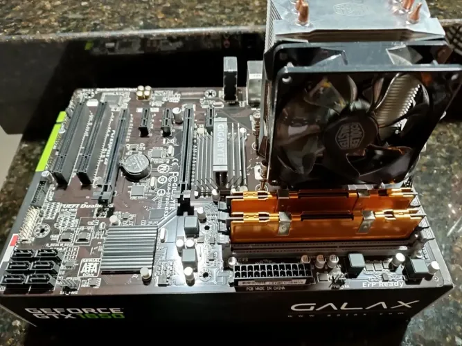 Kit FX 8300 + Placa mae full atx + 16gb dual channel