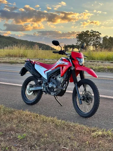 Tornado 300