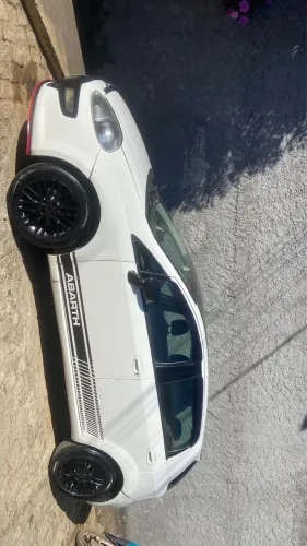 Fiat Punto Essence 1.6 Flex 16V 5P 2013