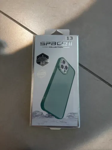 Capa celular IPhone 13