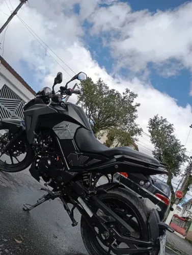 Dafra NHX 190cc cinza 2025, poço uso, excelente estado, única dona