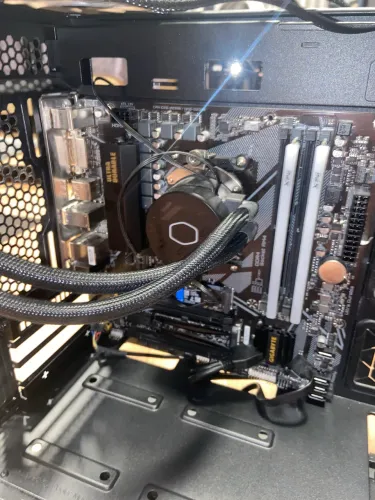 KIT RYZEN 5 + 32GB RAM + B550M