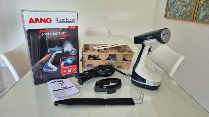 Vaporizador de roupas Arno