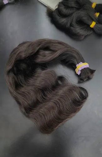 CABELO HUMANO ALTA QUALIDADE! 65cm. 598 cada 100g.