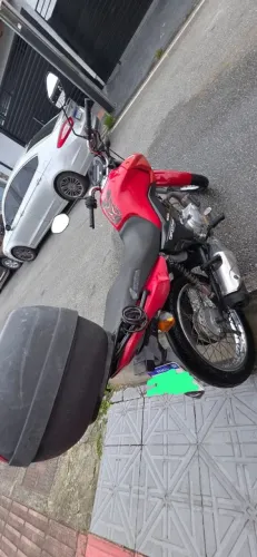 Vende-se Moto