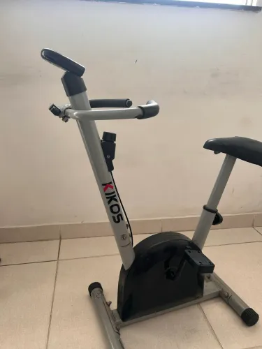 Bicicleta Ergométrica Kikos - (Para Manutenção ou Peças)