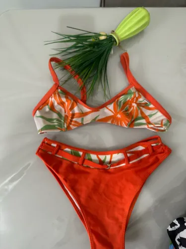 Roupas para bazar