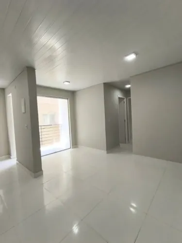 Apartamento reformado à venda no Condomínio Multi Maguarí | R$ 220.000,00 (Aceita financia