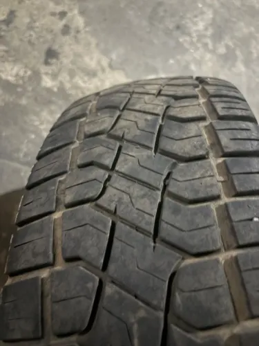 Pneu 205/60 R15