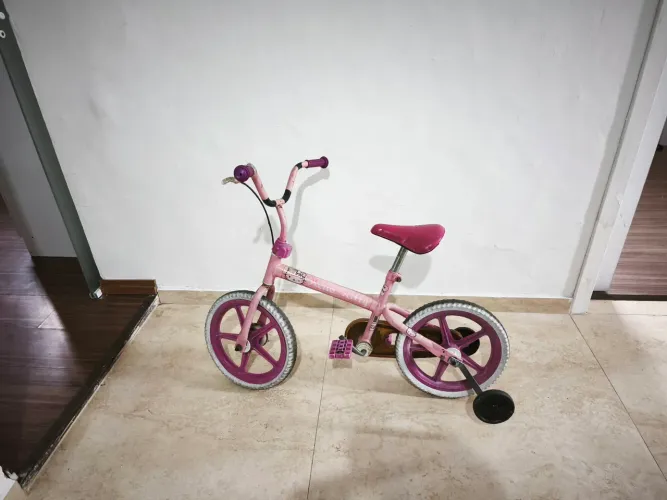 Bicicleta de criança menina