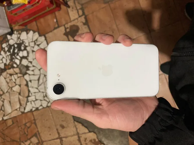 iPhone 16. 128 Gb