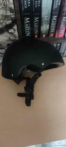Capacete rad7 para Skate, bicicleta patins e afins
