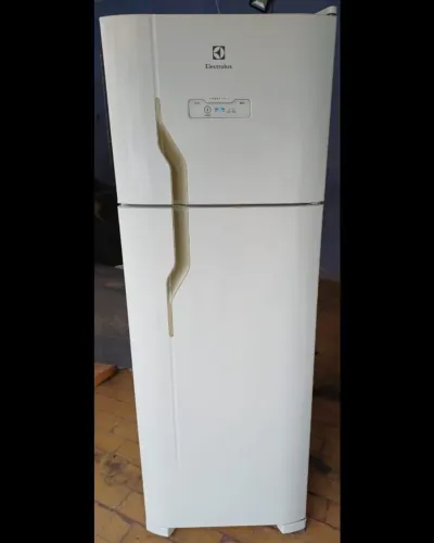 Refrigerador DUPLEX ELECTROLUX FROST FREE