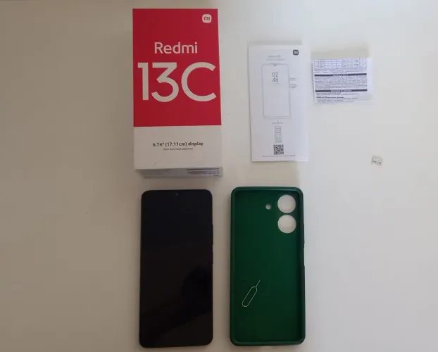 Redmi 13C All Black || 236GB || + capa nova de brinde|