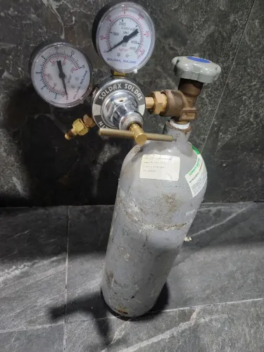 Cilindro Nitrogênio (1m³) completo com regulador (Vazio)