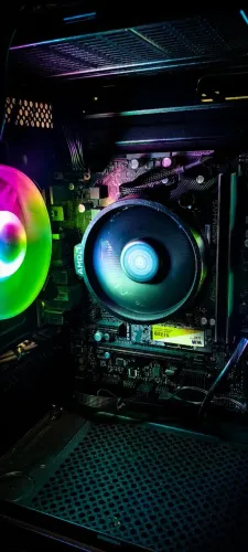 ryzer 5 pro 4650g 16gb
