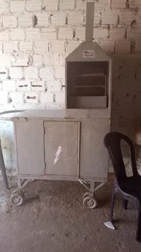 Vendo um carrinho espeto bom estado valor negocial